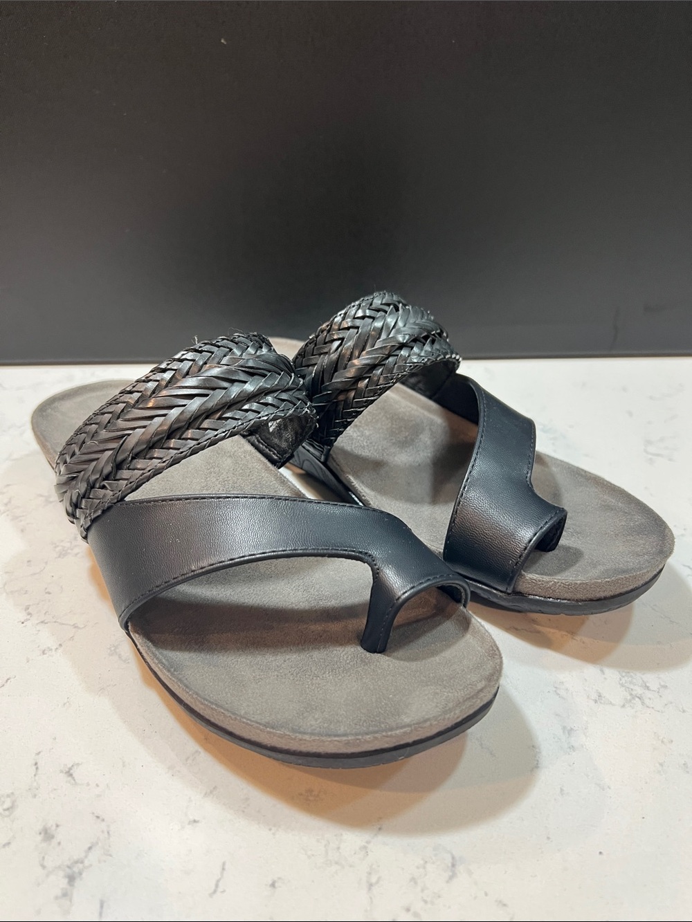Baretraps Janina Sandal Size 9